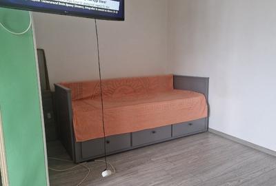 De inchiriat garsoniera mobilata si utilata modern Titan Mall - 5