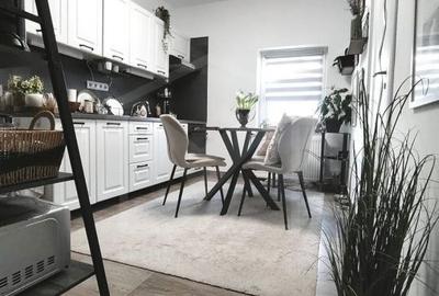 Casă cu 3 camere cu Canalizare în Chinteni