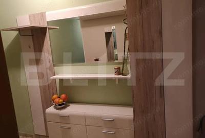 Apartament 3 camere, 53 mp, zona Semicentrala - 1