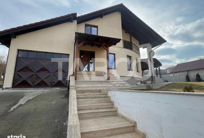 Casă cu 4 camere cu Canalizare în Șura Mare - 3