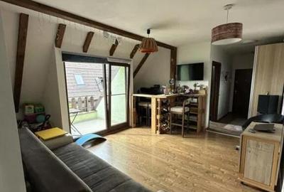 Apartament 3 camere, 2 bai - zona Tractorul - 1