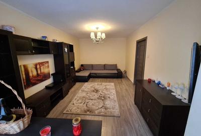 2 Camere - Sector 3 - Metrou 1 Decembrie 1918 - 1