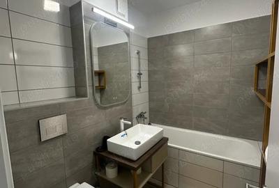 Apartament cu 3 camere decomandat în Teilor - 3