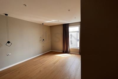 REA1015960 Penthouse spectaculos cu vedere spre lac - 11