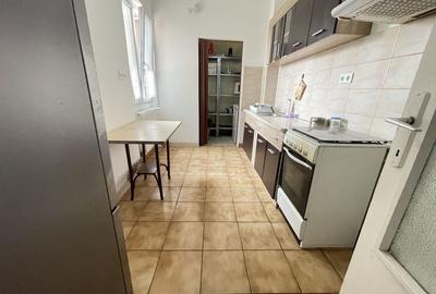 SPATIOS IN ZONA MEDICINEI -4 camere,garaj propriu si boxa - 5