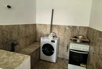 Casă cu 4 camere cu Teren 335 Mp în Central - 8