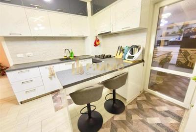 Casă cu 3 camere cu Teren 240 Mp în Central - 3