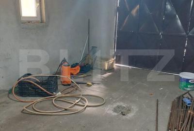 Casă cu 4 camere cu Teren 1000 Mp în Central - 2