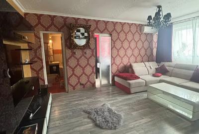Apartament cu 2 camere decomandat în Mazepa 2