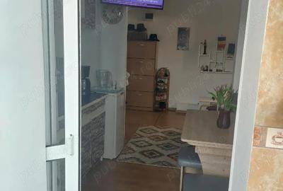 Apartament cu 2 camere decomandat, mobilat în Pelican - 10