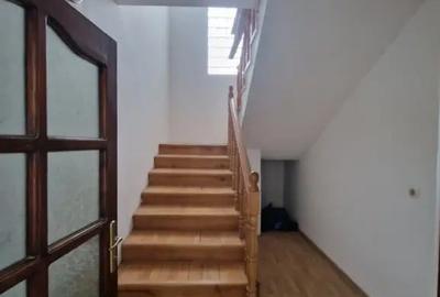 Casă cu 4 camere cu Teren 700 Mp în Recea - 11