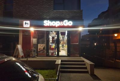 Vânzare spațiu comercial premium cu chiriasi stabili - 3