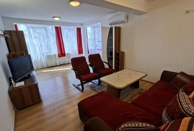 Apartament cu 3 camere decomandat în Gara Mica - 2