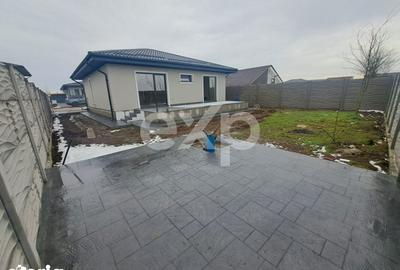 Casă cu 3 camere cu Teren 375 Mp în Vidra - 10