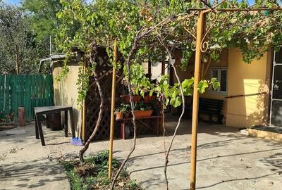 Casă cu 6 camere cu Teren 1400 Mp în Central