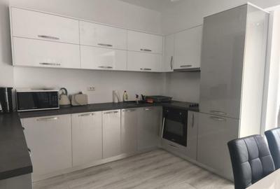 Apartament 4 camere de inchiriat, 100mp, etaj 3, centru Rada - 2