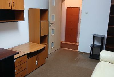 Inchiriez apartament cu 2 camere, mobilat, la parter,zona CORINA-TUDOR - 8