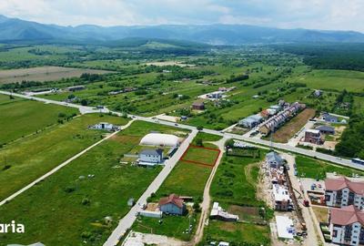 Teren de 650 mp, în Central - 3