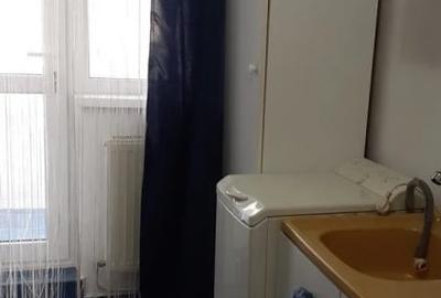 Garsonieră decomandată, mobilată în Calarași 4 - 5