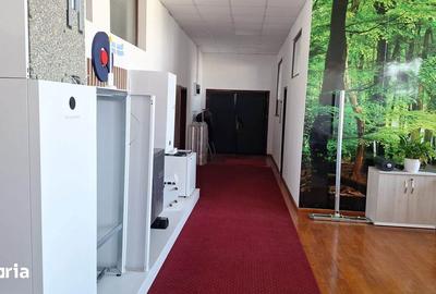 Spațiu comercial, de 150 mp, în Est - 3