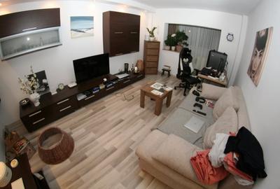 Apartament mobilat si utilat cu vedere spre Tampa - 2