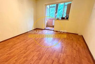 Garsonieră decomandată în Nicolina - 1