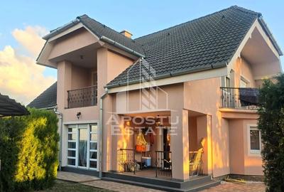 Vilă, de vanzare, la intrare in Macea, ZERO comision - 2