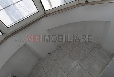 Calea Calarasilor - Piata Muncii - 2 balcoane - bloc mixt - 9