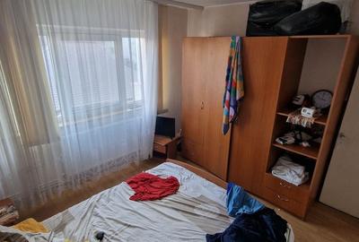 Doua camere decomandate, etajul 1. - 4