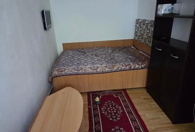 Persoana fizica,  ap.2 camere 33 mp, Tatarasi - 2