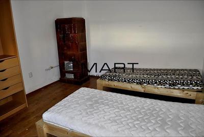 Casă individuală cu 7 camere cu Teren 400 Mp în Calea Dumbrăvii - 1