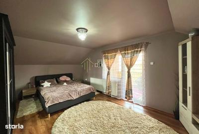 Casă cu 6 camere cu Teren 1100 Mp în Criș - 11