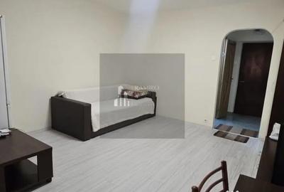 Garsonieră în Titan - 1