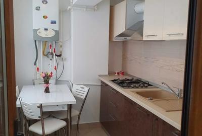 Apartament cu 3 camere decomandat, mobilat în Energia - 6