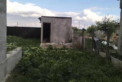 Casă cu Teren 300 Mp în Central