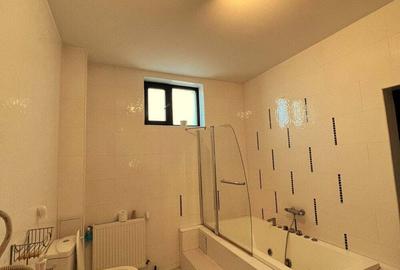 Casă cu Teren 500 Mp în 1 Decembrie - 1