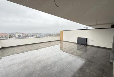 Apartament cu 4 camere în Albert - 20