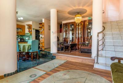 Casă cu 5 camere cu Canalizare în Semicentral - 3