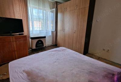 Vand apartament doua camere - 2