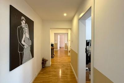 Apartament cu 4 camere în Central - 3