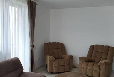 Apartament cu 2 camere decomandat, mobilat în Exterior Est