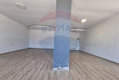 Spatiu comercial de 50mp de inchiriat in zona Tomis Nord - 2