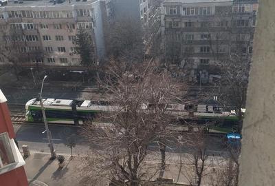 Apartament cu 3 camere semidecomandat în Alexandriei - 12