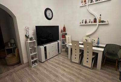 Casă cu 3 camere cu Teren 190 Mp în Central