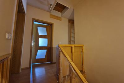 Casă cu 4 camere cu Teren 100 Mp în Central - 3
