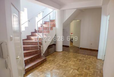 Casă cu Teren 100 Mp în Tineretului - 3