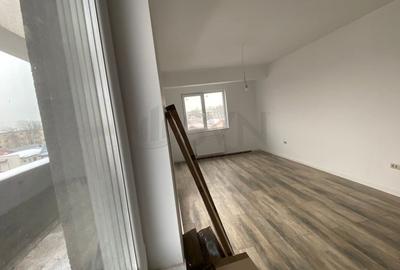 Apartament cu 4 camere decomandat în Giulești - 2