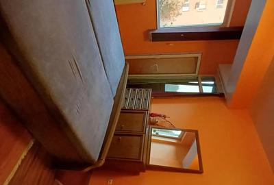 Apartament cu 2 camere decomandat în Girocului - 1
