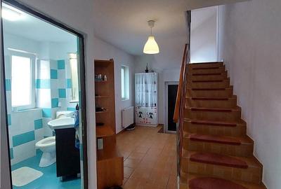 Casă cu 5 camere cu Teren 540 Mp în Sânmihaiu Român - 8