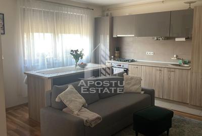 Apartament cu 3 camere semidecomandat, mobilat în Braytim